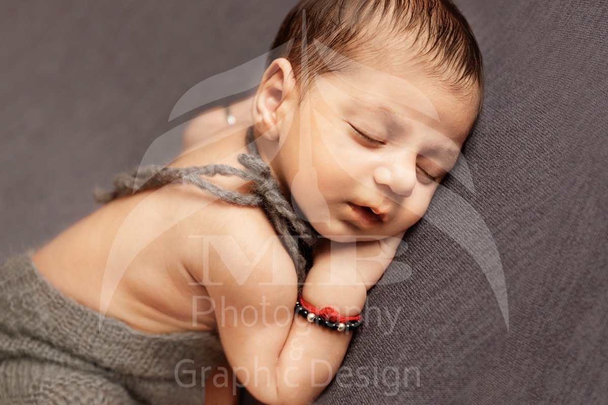 windsor ontario newborn photographer close up sleeping newborn face Mariam Cheaitou Bazzi